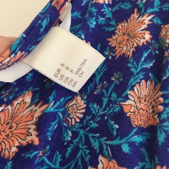 HM flowery romper - Picture 3 of 5